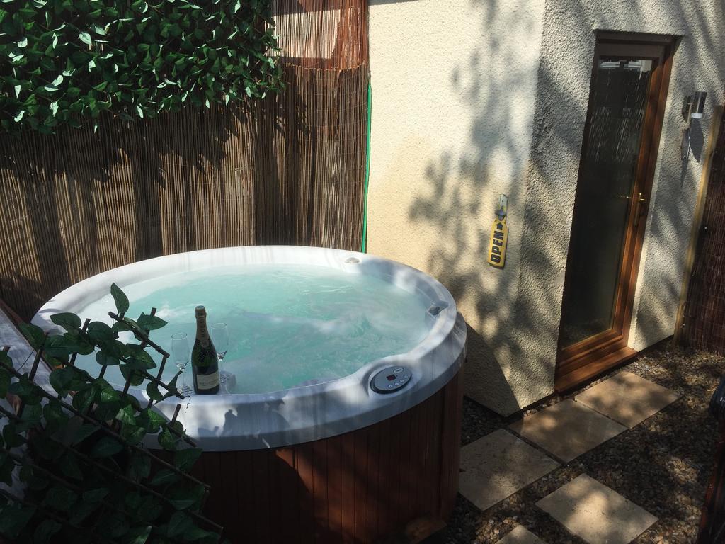 The Old Mill House Bed & Breakfast Padstow Bagian luar foto