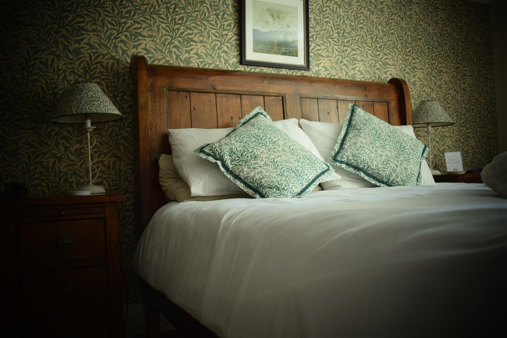 The Old Mill House Bed & Breakfast Padstow Bagian luar foto