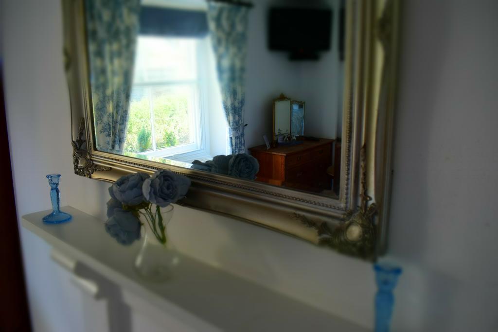 The Old Mill House Bed & Breakfast Padstow Bagian luar foto